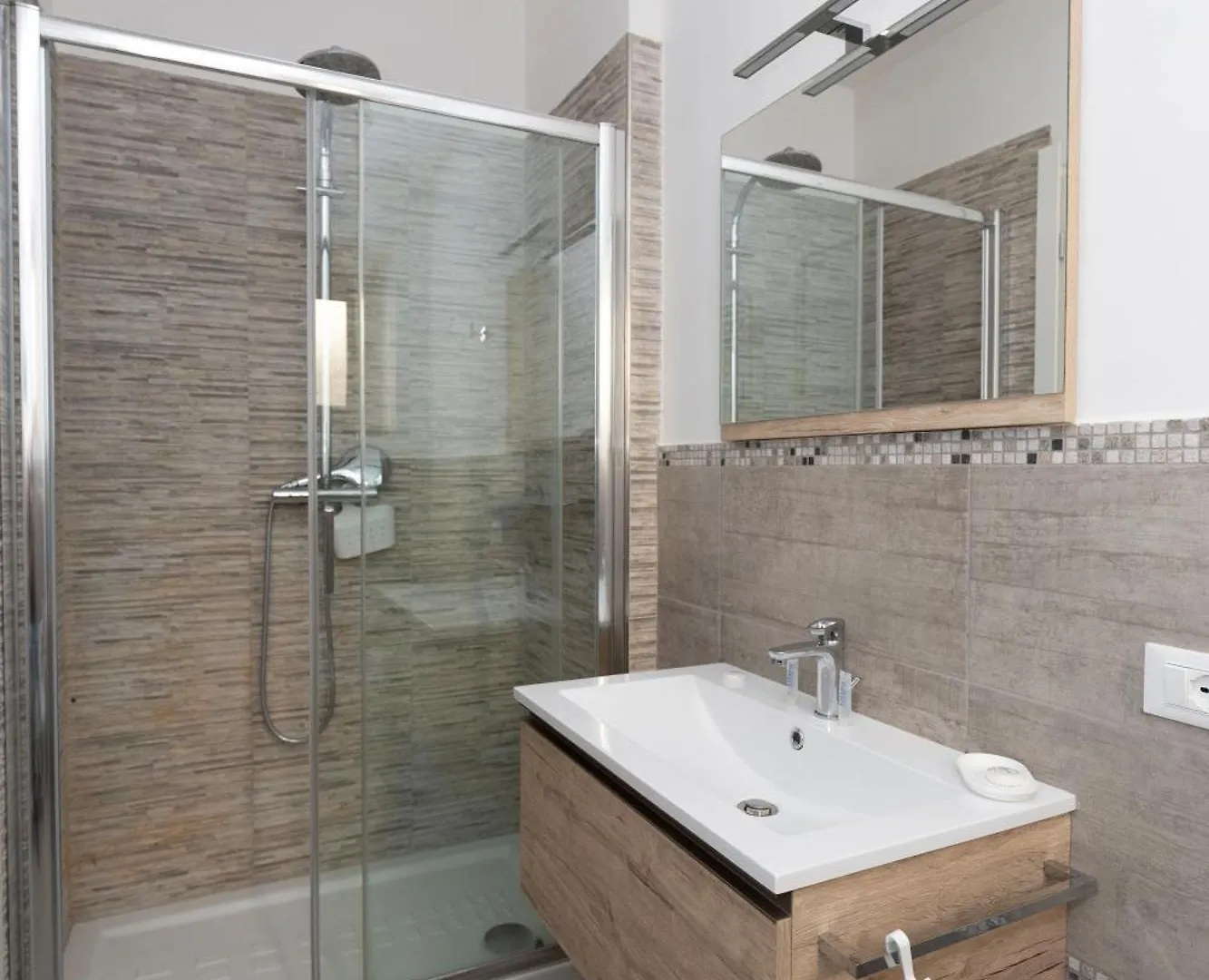 Apartment Vatican Scipioni 113 Rome